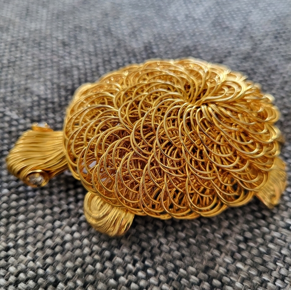 "Good Luck & Prosperity" 1960s Turtle Brooch and Pendant - Picture 4 of 4